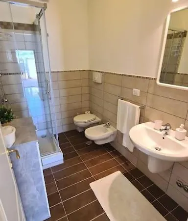 Apartment Indipendente A Roma Massimina