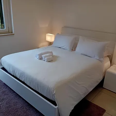Apartment Indipendente A Roma Massimina